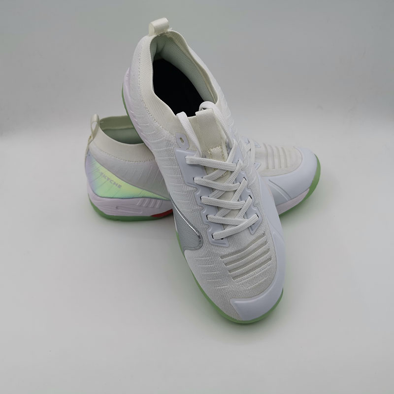 Badminton shoes